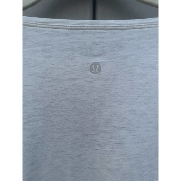 Lululemon Women's Back In Action Space Dye Grey Long Sleeves Pullover Tee Sz 10 - Picture 11 of 12